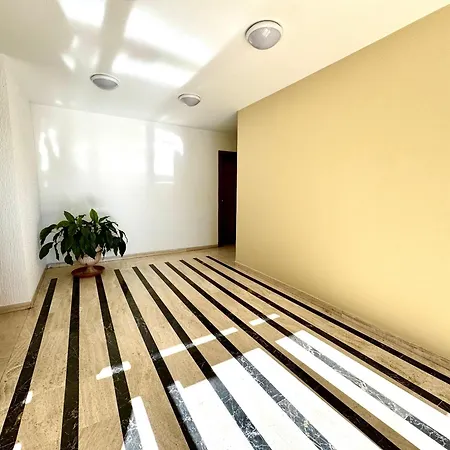 One Bedroom With Parking - Lemon Festival Apartmán *